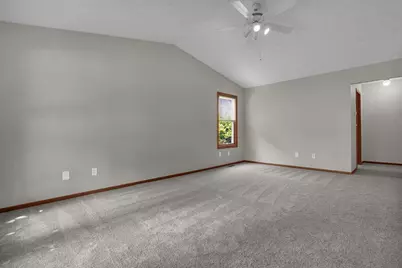 7784 Leaview Drive, Columbus, OH 43235 - Photo 9