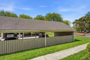 7909 Thornfield Ln, Columbus, OH 43235 - Photo 35