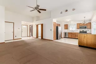 7338 Aplin Dr, Reynoldsburg, OH 43068 - Photo 3