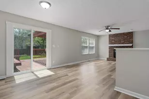 3655 Dinsmore Castle Dr, Columbus, OH 43221 - Photo 15
