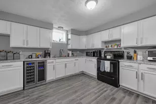 19419 Dawson St, Adelphi, OH 43101 - Photo 3