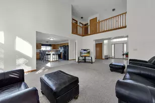 8142 Bellow Park Dr, Reynoldsburg, OH 43068 - Photo 7
