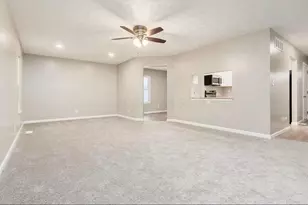 5683 Morningstar Dr, Galloway, OH 43119 - Photo 3