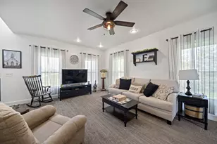 29814 Wolfe Rd, Circleville, OH 43113 - Photo 9