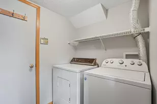 2394 Shelby Ln, Hilliard, OH 43026 - Photo 21