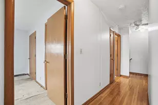 2432 Koebel Rd, Columbus, OH 43207 - Photo 35