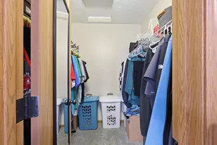 1065 Robmeyer Dr, Columbus, OH 43207 - Photo 23