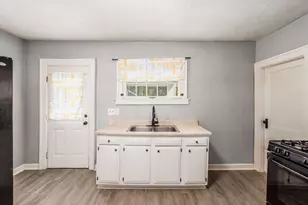 1663 Hopkins Ave, Columbus, OH 43223 - Photo 21