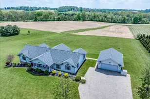 5325 Westfall Rd SW, Lancaster, OH 43130 - Photo 13