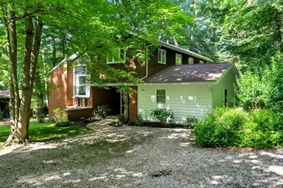 302 E Woodside Drive, Gambier, OH 43022 - Photo 1