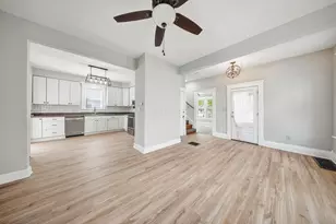 351 W William St, Delaware, OH 43015 - Photo 13