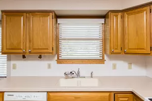 5558 Parker Hill Ln, Dublin, OH 43017 - Photo 17