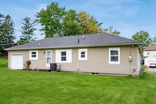 2446 Edison Ave, Zanesville, OH 43701 - Photo 27