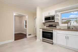 2446 Edison Ave, Zanesville, OH 43701 - Photo 13