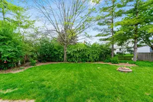 2133 Meadow Hills Ct, Columbus, OH 43228 - Photo 39