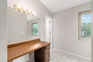 2133 Meadow Hills Ct, Columbus, OH 43228 - Photo 27