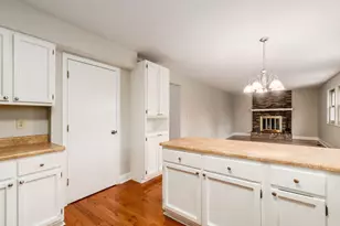 2133 Meadow Hills Ct, Columbus, OH 43228 - Photo 15