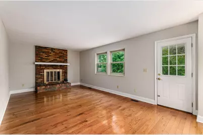 2133 Meadow Hills Court, Columbus, OH 43228 - Photo 17