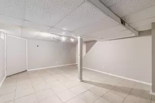 2133 Meadow Hills Ct, Columbus, OH 43228 - Photo 37
