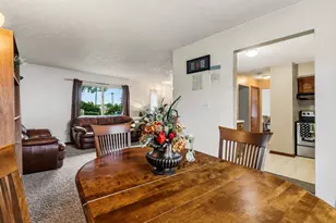 5203 Quincy Dr, Columbus, OH 43232 - Photo 9