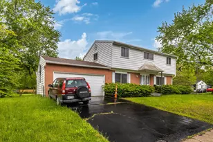 5203 Quincy Dr, Columbus, OH 43232 - Photo 1