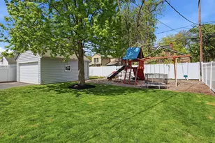 1632 Grenoble Rd, Columbus, OH 43221 - Photo 29