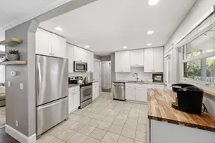 1797 Riverhill Rd, Columbus, OH 43221 - Photo 9