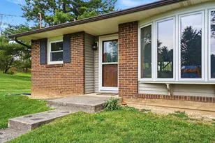 1144 Rainbow Dr NW, Lancaster, OH 43130 - Photo 5