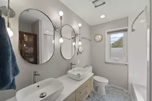 194 W New England Ave, Columbus, OH 43085 - Photo 23