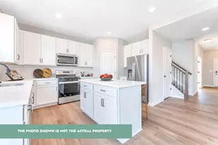 207 Scotsgrove Dr, Pataskala, OH 43062 - Photo 5