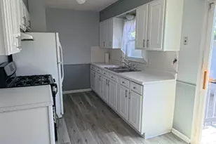 3384 Dresden St, Columbus, OH 43224 - Photo 5