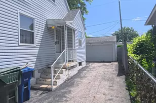 3384 Dresden St, Columbus, OH 43224 - Photo 3