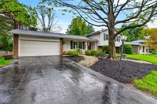 2428 Merbrook Rd, Columbus, OH 43235 - Photo 3