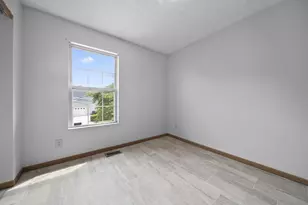 974 Esther Dr, Columbus, OH 43207 - Photo 15