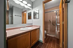 974 Esther Dr, Columbus, OH 43207 - Photo 27