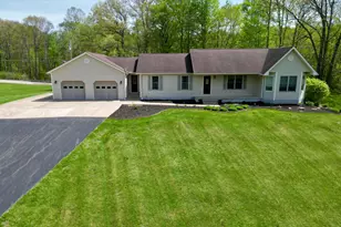 8600 Honeysuckle Dr, Dresden, OH 43821 - Photo 9