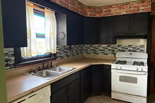 239 N Hague Ave, Columbus, OH 43204 - Photo 3
