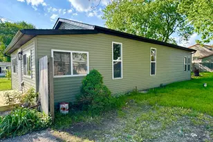 54 4th St, Buckeye Lake, OH 43008 - Photo 15