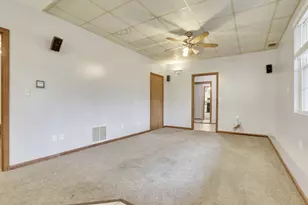 3243 Dixon Rd SW, Pataskala, OH 43062 - Photo 11