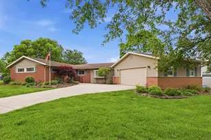 1003 Lynwood Ave, Circleville, OH 43113 - Photo 3