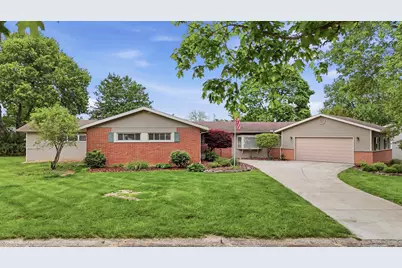 1003 Lynwood Avenue, Circleville, OH 43113 - Photo 1