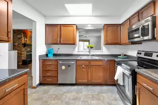 6625 Red Coach Ln, Reynoldsburg, OH 43068 - Photo 9