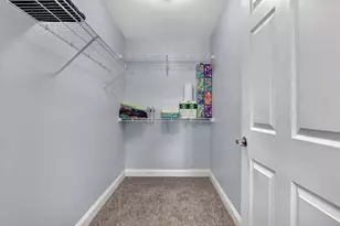 8396 Greyhawk Cir, Columbus, OH 43240 - Photo 9