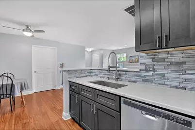 8396 Greyhawk Circle, Columbus, OH 43240 - Photo 7