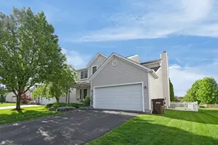 8147 Willow Brook Crossing Dr, Blacklick, OH 43004 - Photo 3