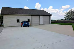 9421 Winchester Rd, Groveport, OH 43125 - Photo 11