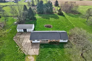 111 Hess Rd, Washington Court House, OH 43160 - Photo 3