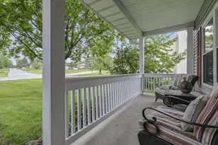 511 Laurel Dr SW, Etna, OH 43062 - Photo 3