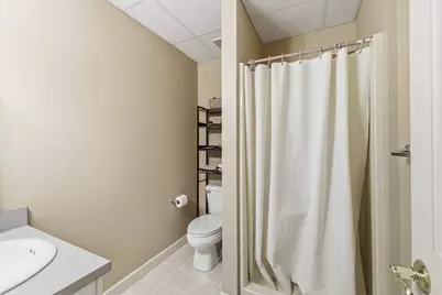 1055 Crestfield Street #B, Ontario, OH 44906 - Photo 21
