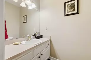 1055 Crestfield St, Ontario, OH 44906 - Photo 13